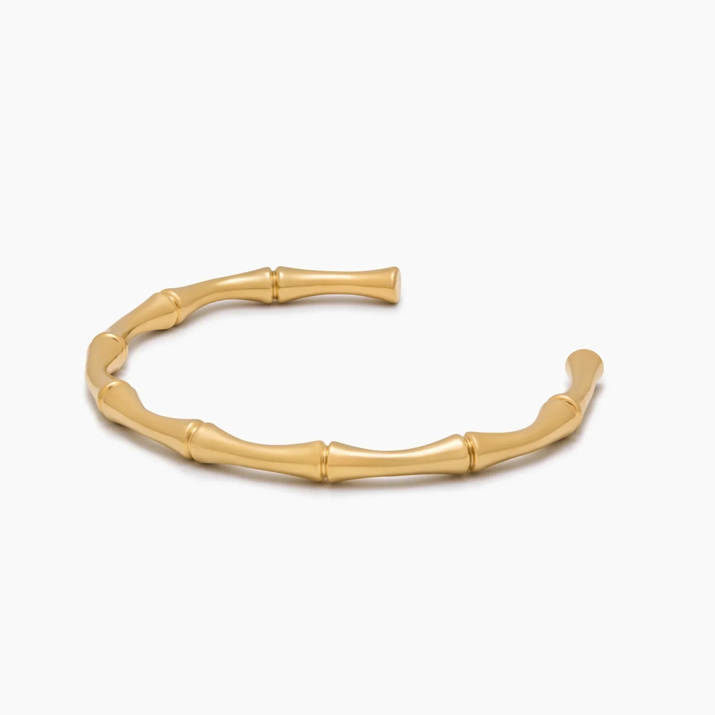 Goldener Armreif im Bambus-Design