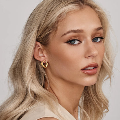 Sculpted Loop Ohrringe