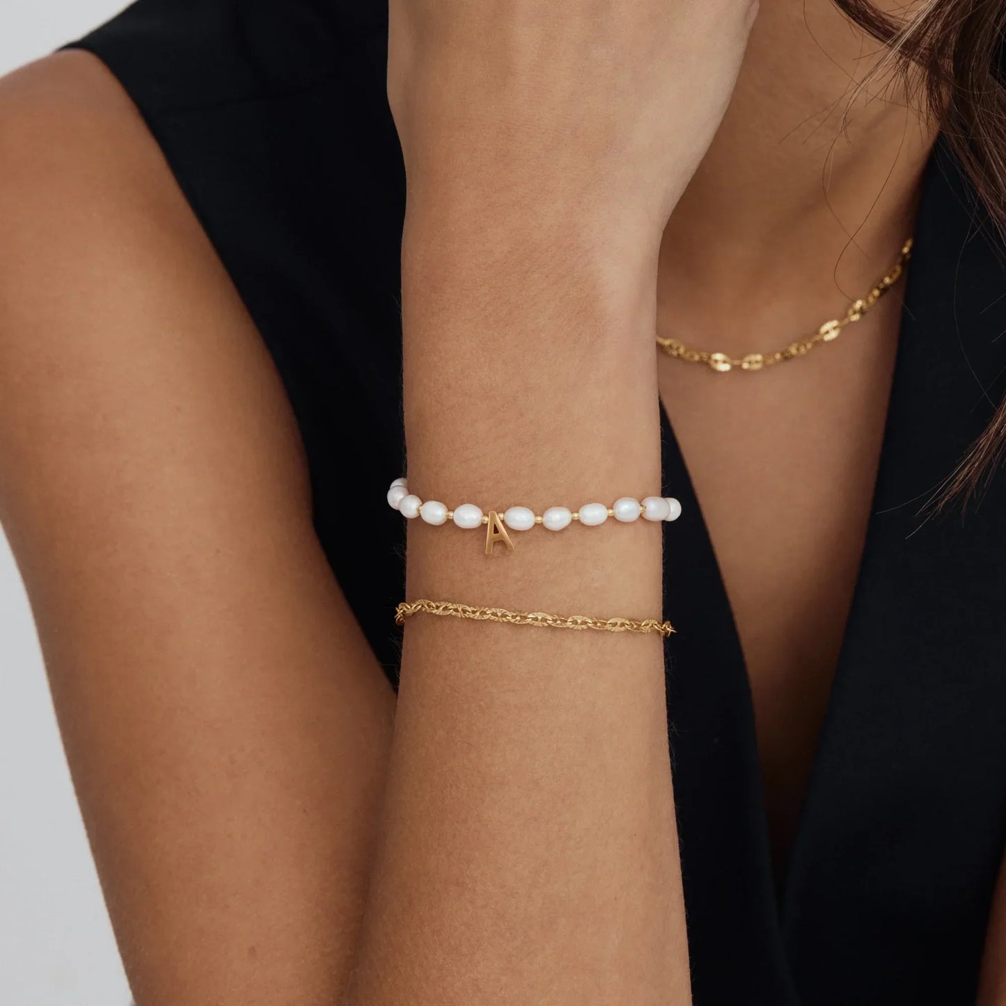 Perlen-Initial-Charm-Armband