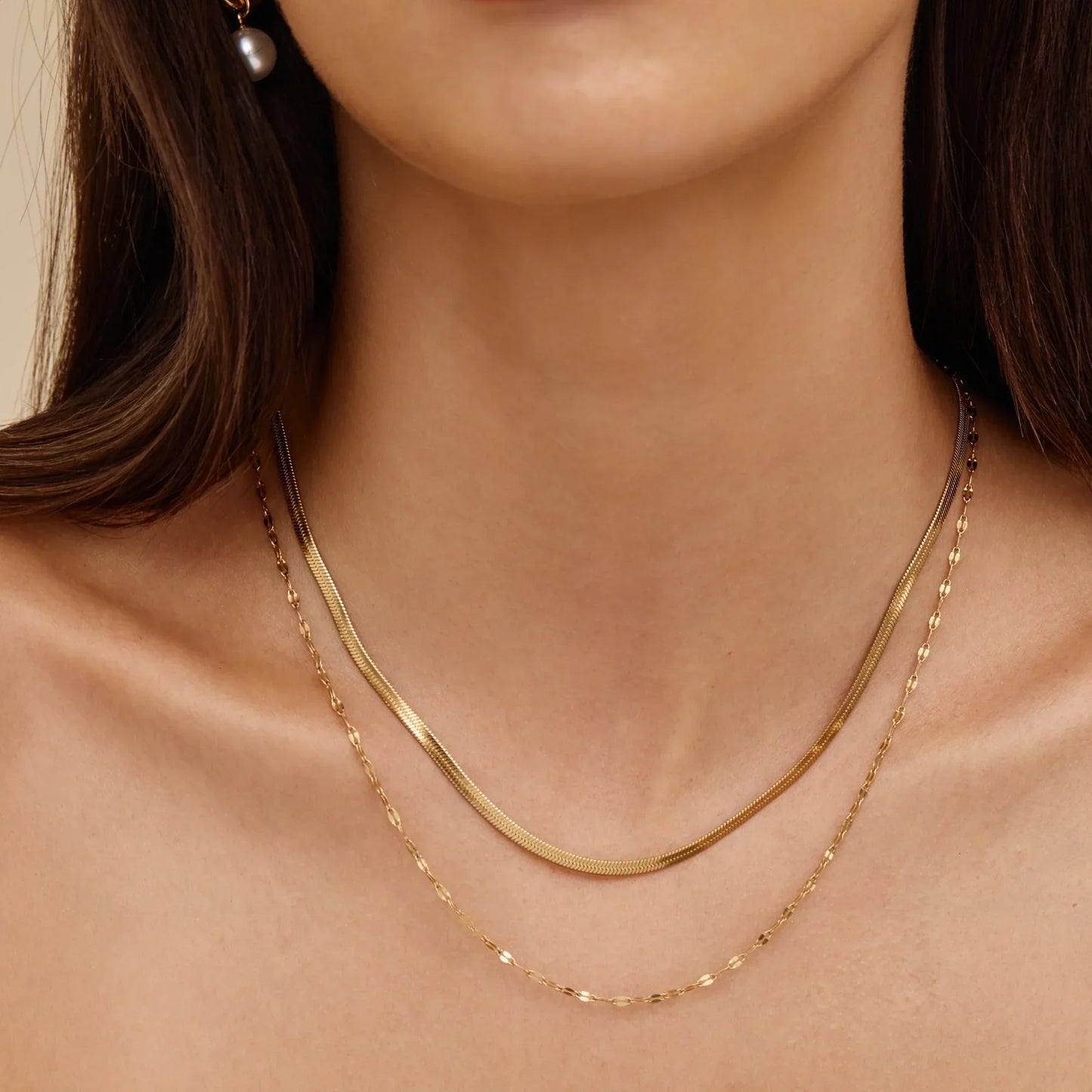 Layering-Halskette mit Schlangen- und Paillettenkette