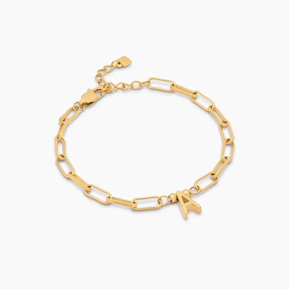 Büroklammer-Armband mit Initial-Charm