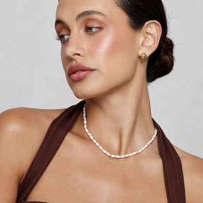 Statement-Perlenkette mit Initiale