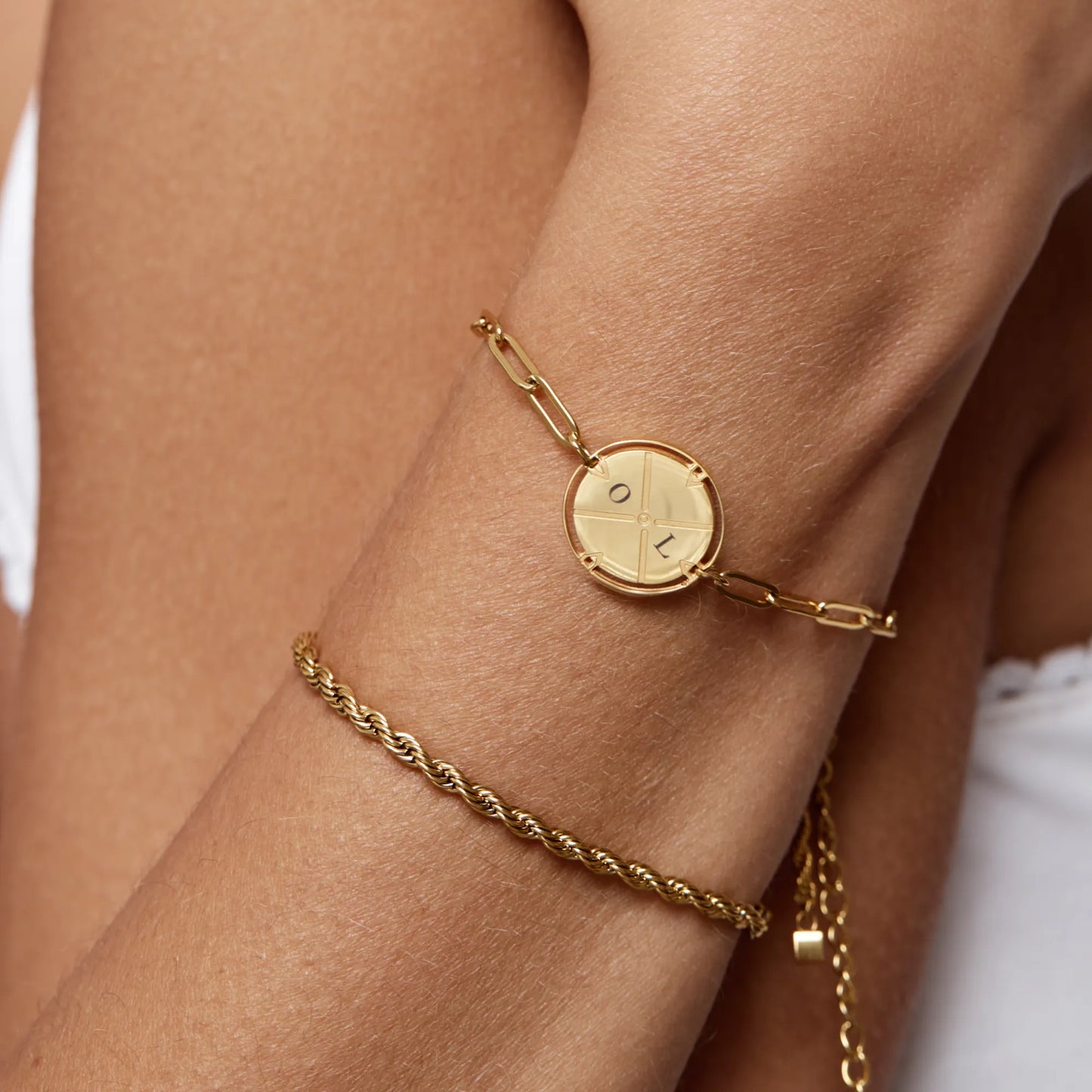 Graviertes Kompass-Armband