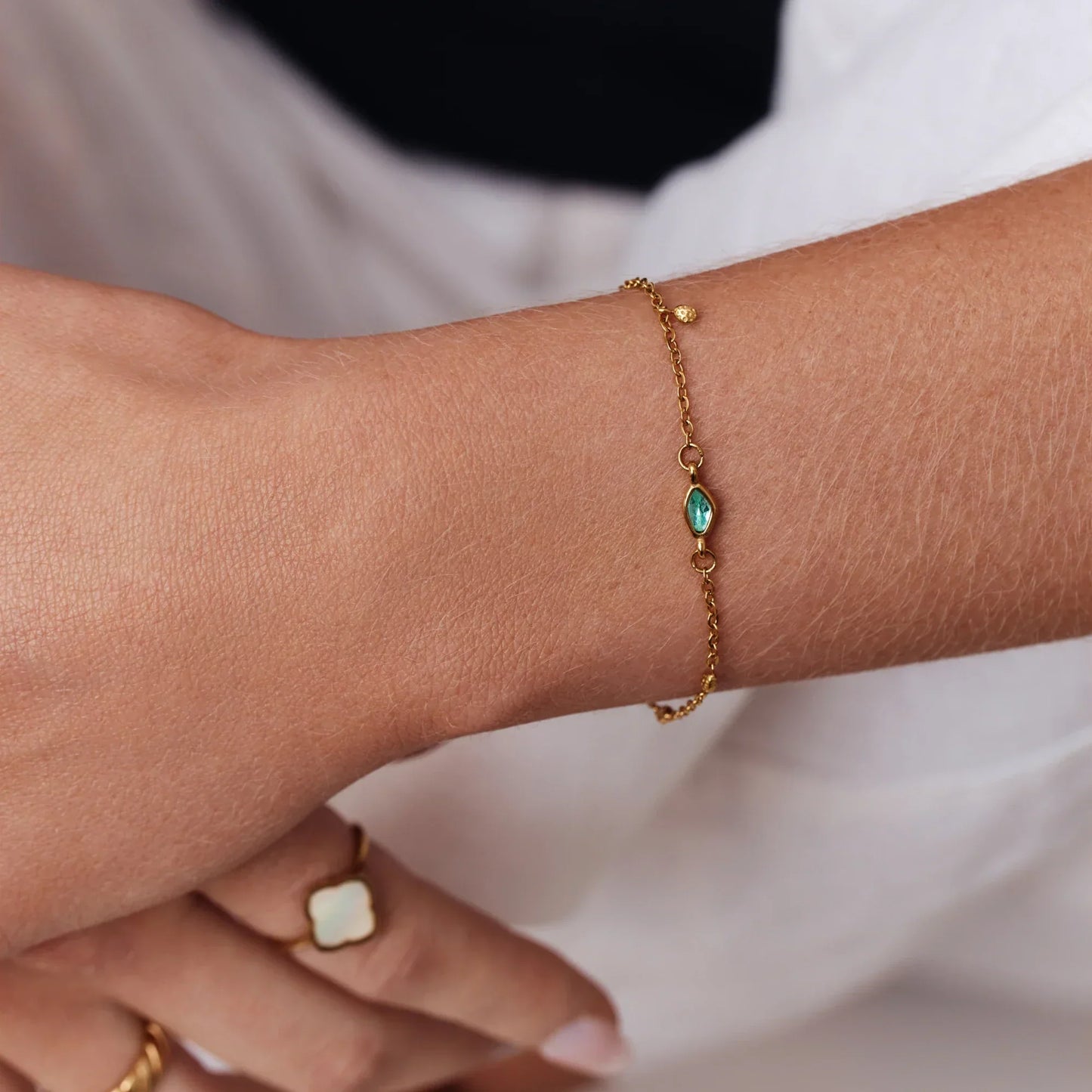 Aqua-Tropfen-Armband