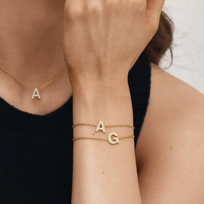 Pavé-Initial-Armband