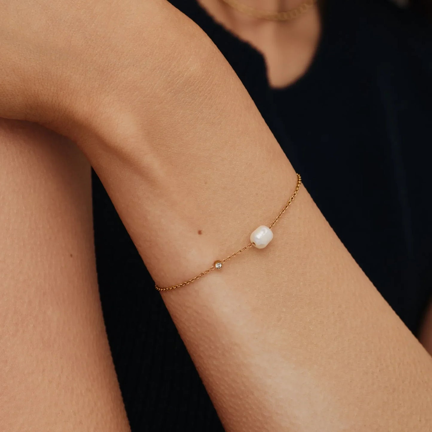 Zartes Süßwasserperlen-Armband