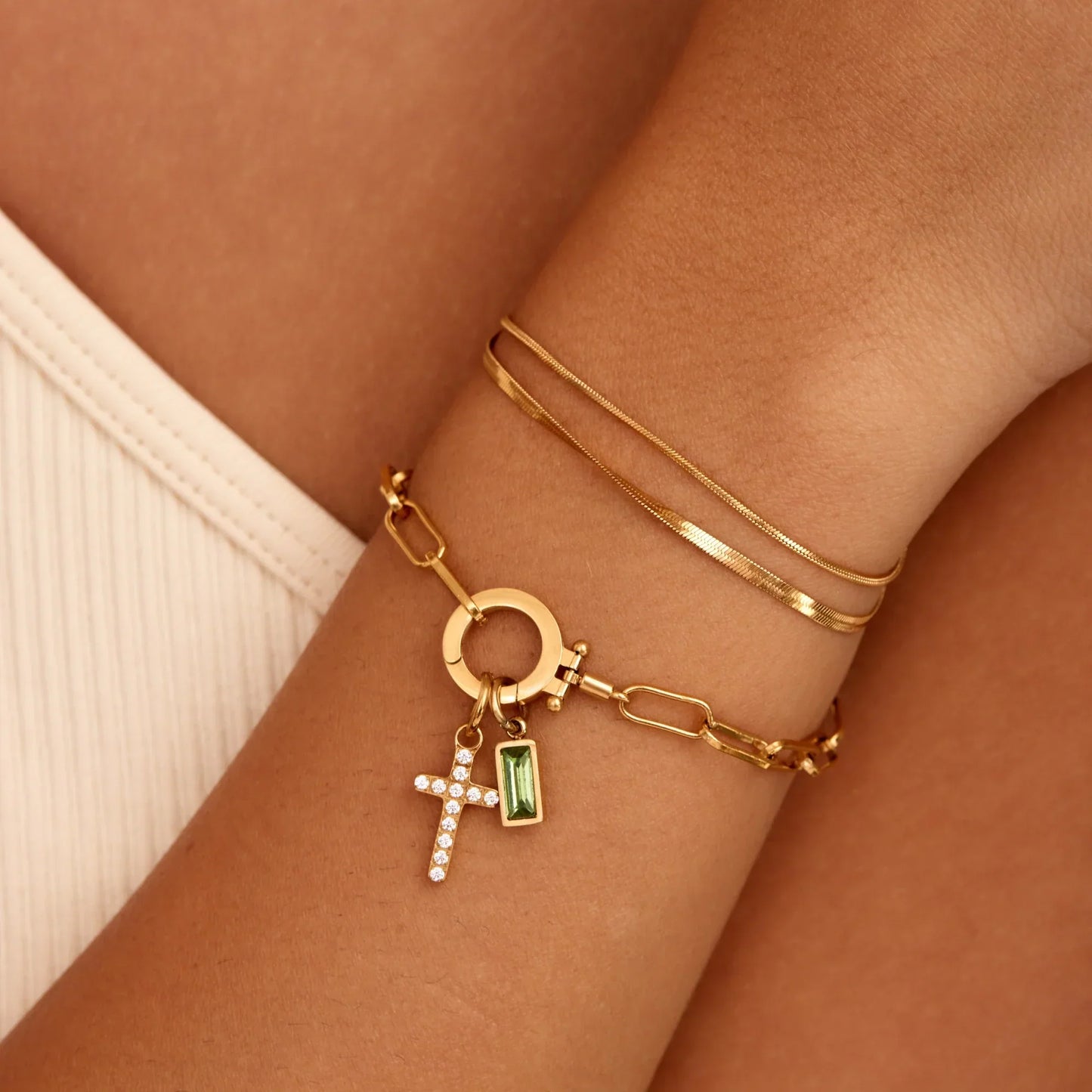 Büroklammer-Armband mit Kreuz-Charm und Geburtsstein