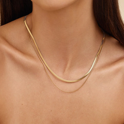 Layering-Halskette mit doppelter Schlangenkette