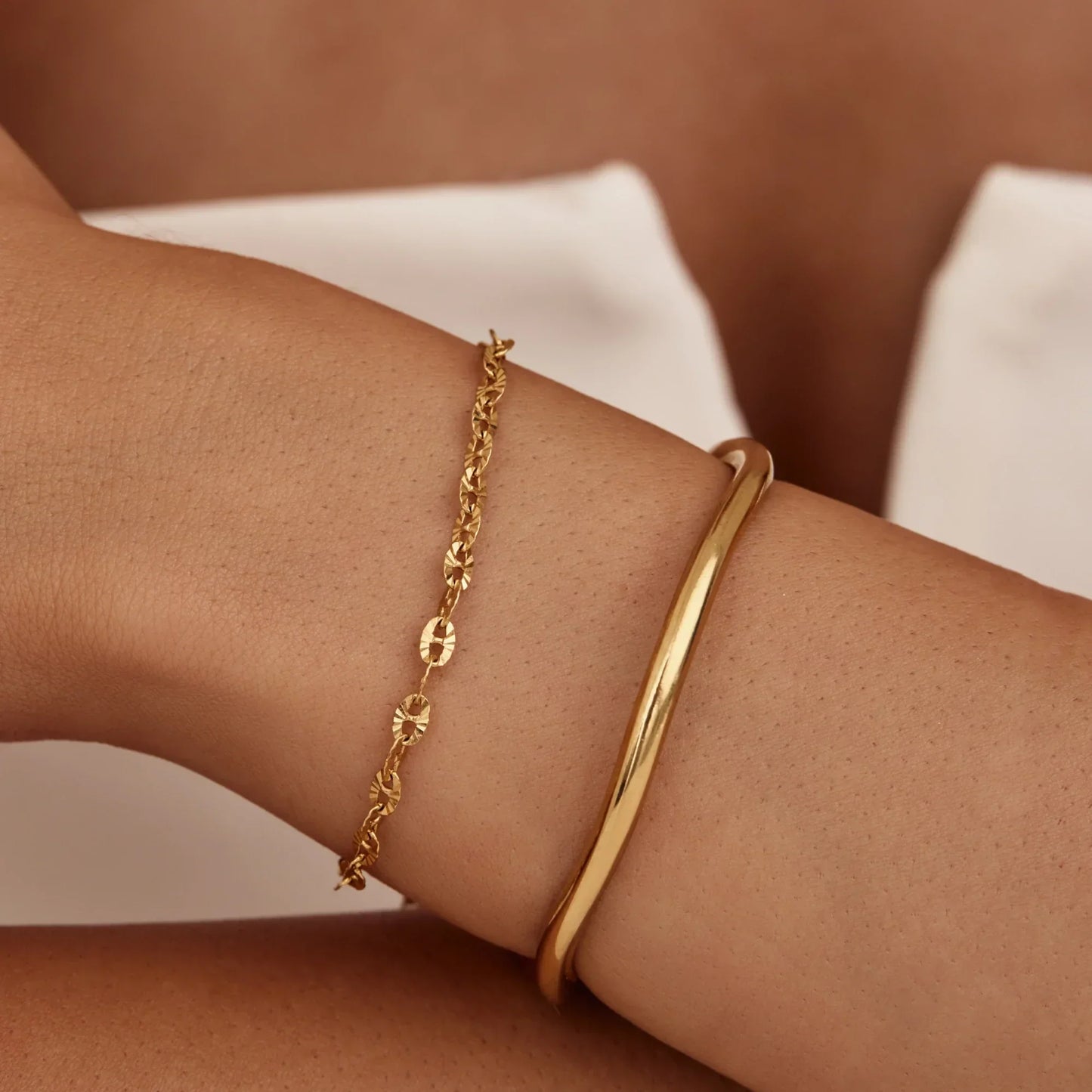 Bold-Sequin-Ketten-Armband