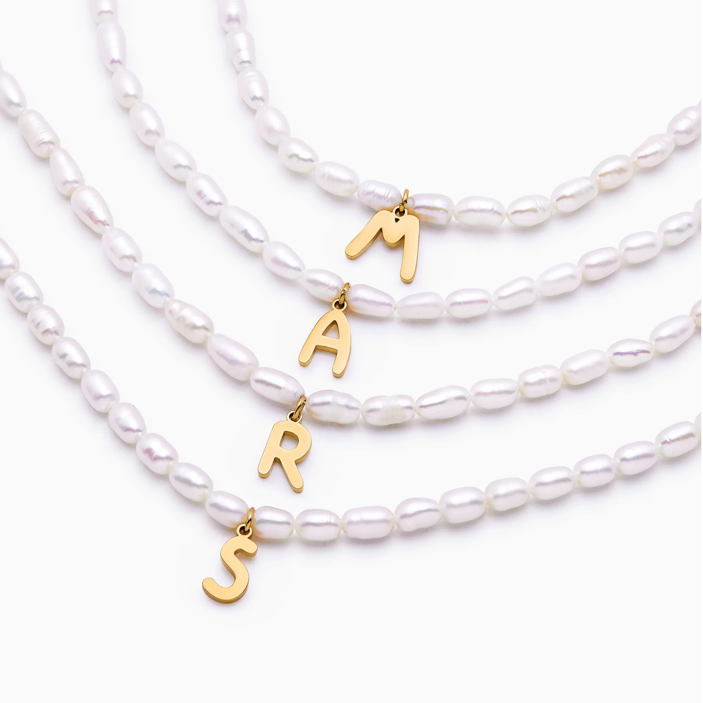 Statement-Perlenkette mit Initiale