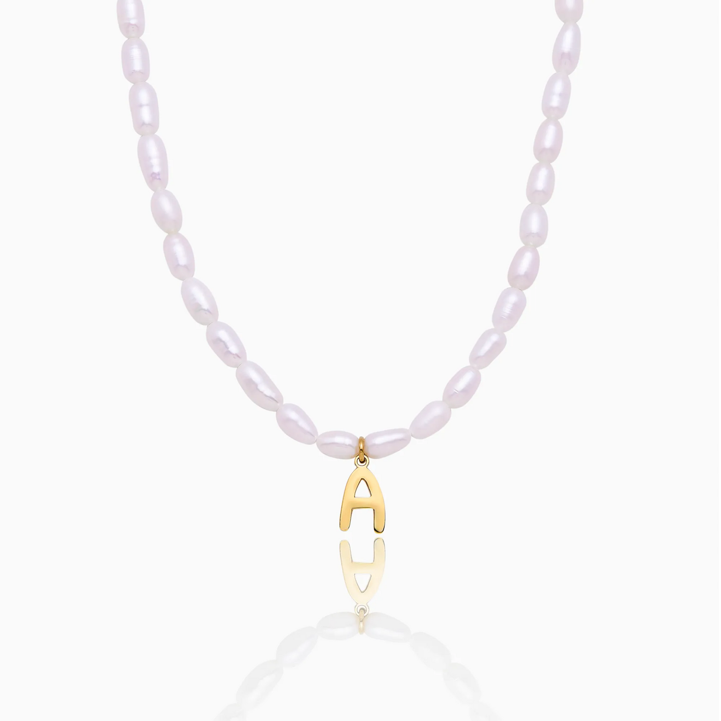 Statement-Perlenkette mit Initiale