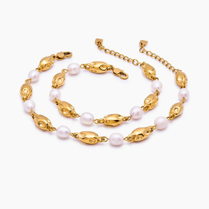 Süßwasserperlen-Armband mit geschmolzenem Gold