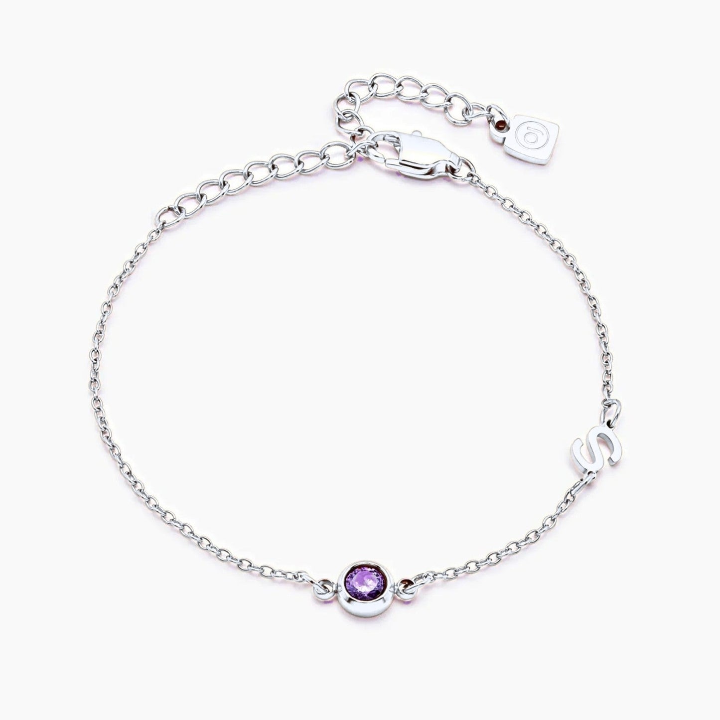 Seitlich gefasstes Initial-Geburtsstein-Armband