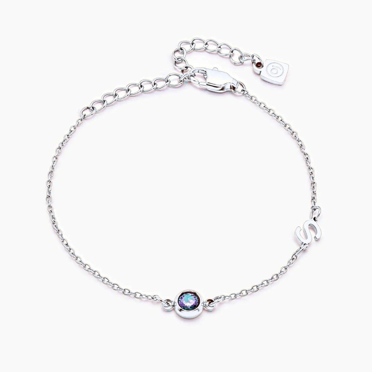 Seitlich gefasstes Initial-Geburtsstein-Armband